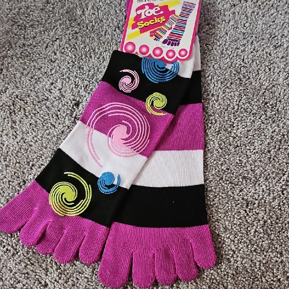 F🔹️Colorful Striped Toe Socks